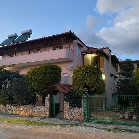 Hotel Moscopole Ксаміл Екстер'єр фото