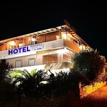 Hotel Moscopole Ксаміл Екстер'єр фото