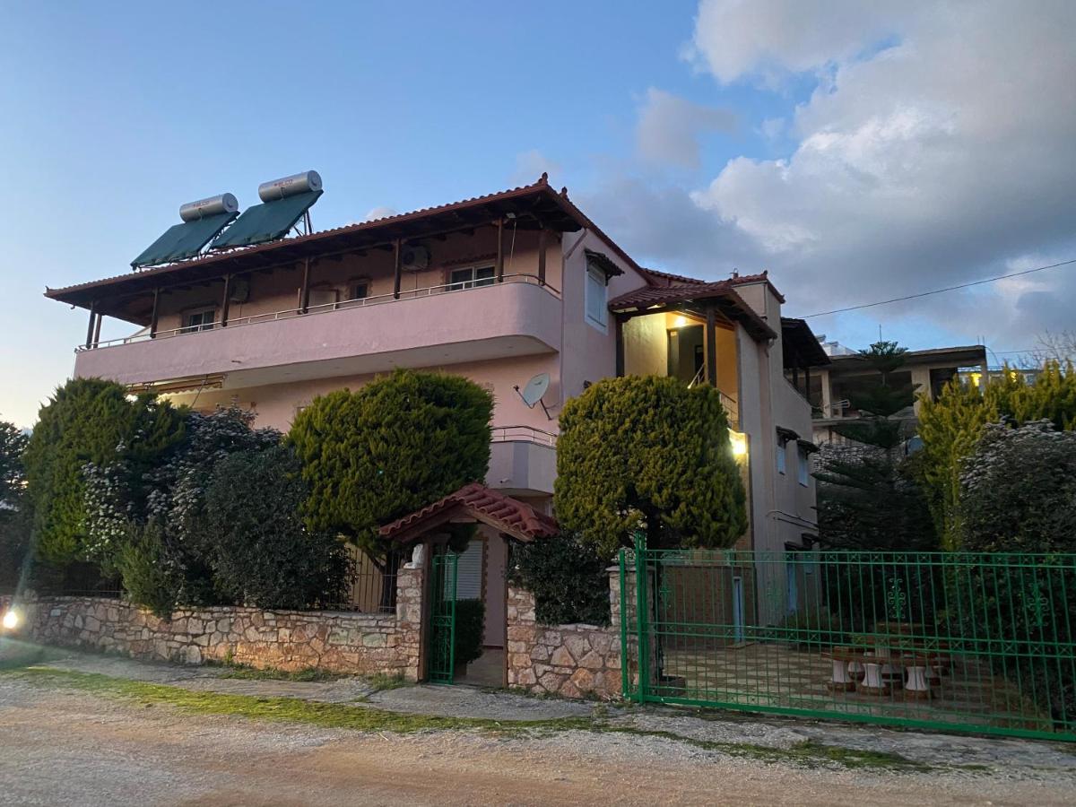 Hotel Moscopole Ксаміл Екстер'єр фото